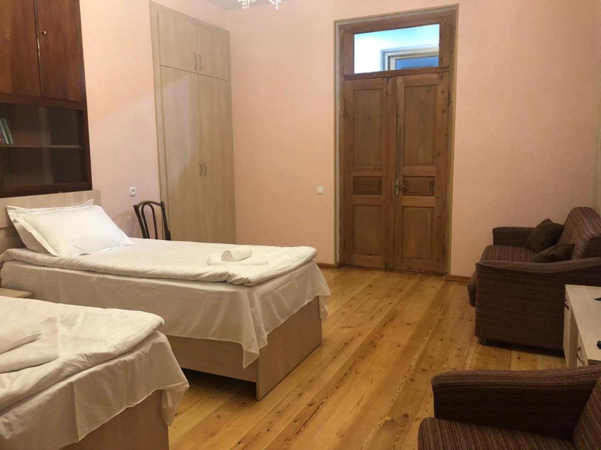 Cozy House Hotel Telavi Exterior photo