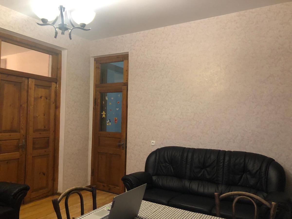 Cozy House Hotel Telavi Exterior photo